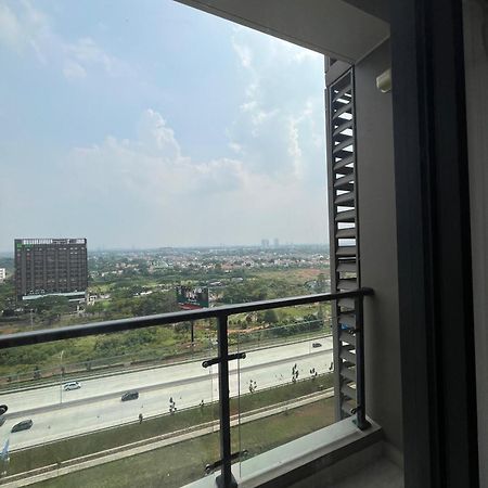 Stay N Cozy Apartemen Sky House Bsd By Sm Room Samporo Ngoại thất bức ảnh