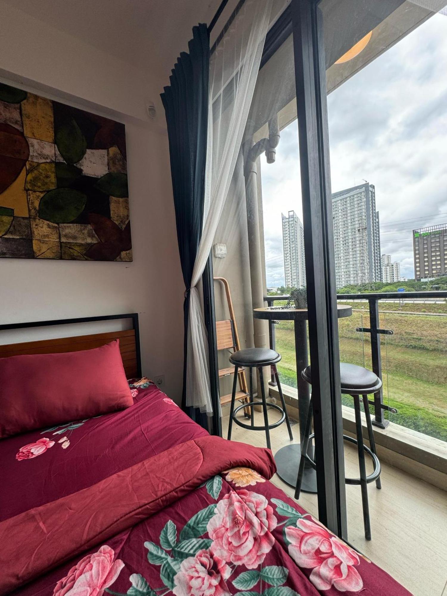 Stay N Cozy Apartemen Sky House Bsd By Sm Room Samporo Ngoại thất bức ảnh