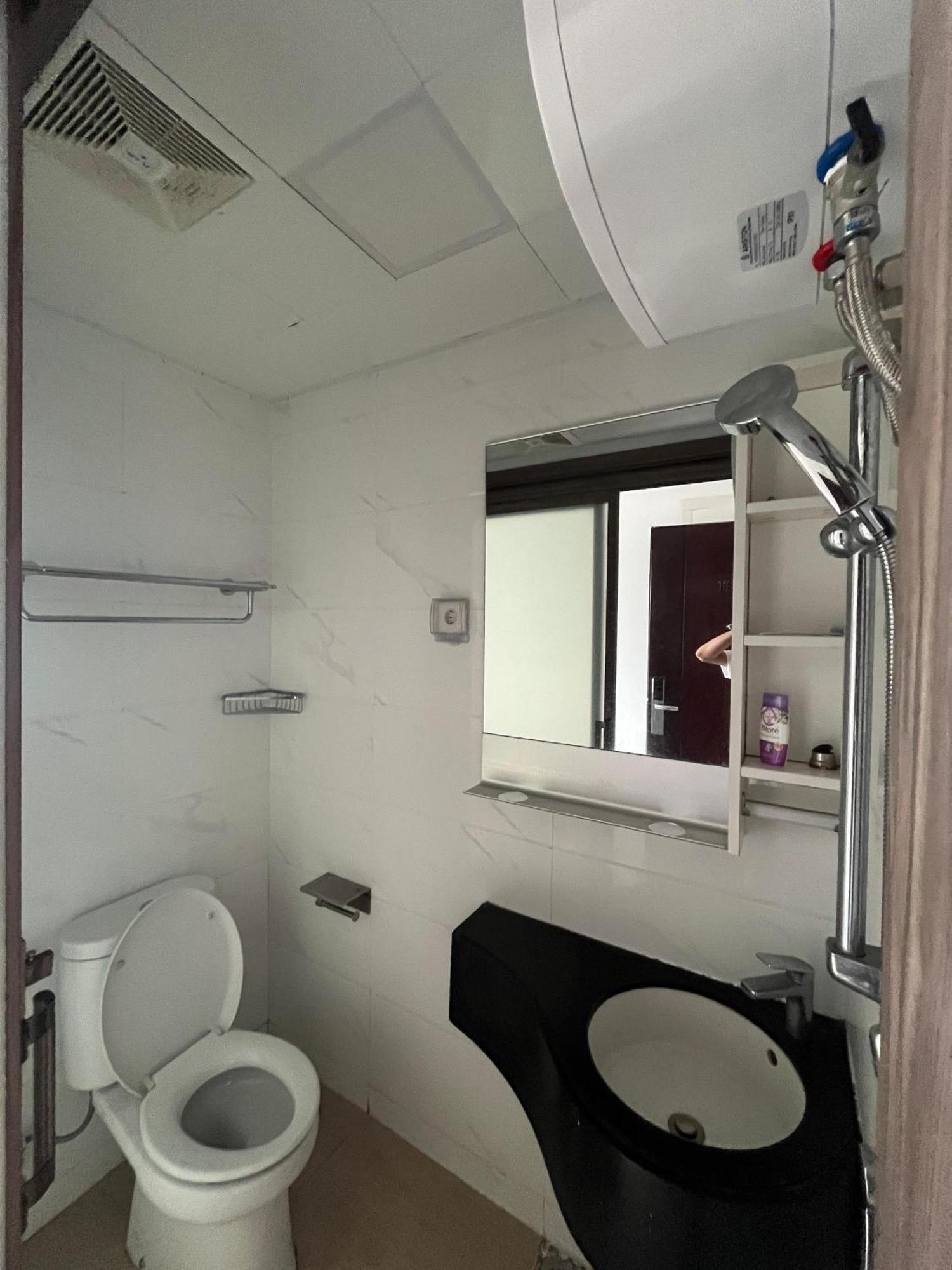 Stay N Cozy Apartemen Sky House Bsd By Sm Room Samporo Ngoại thất bức ảnh